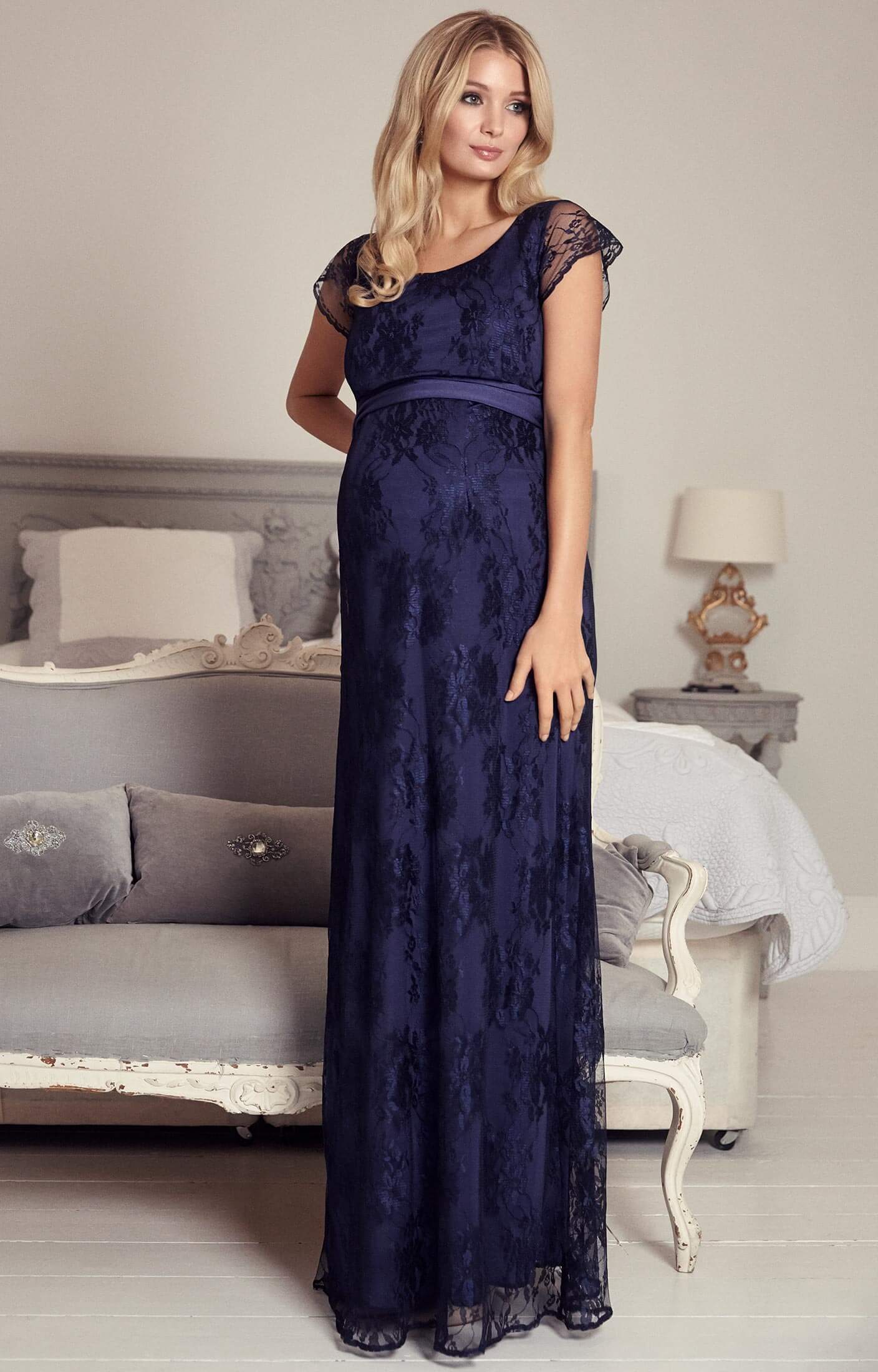 April Nursing Lace Gown Arabian Nights