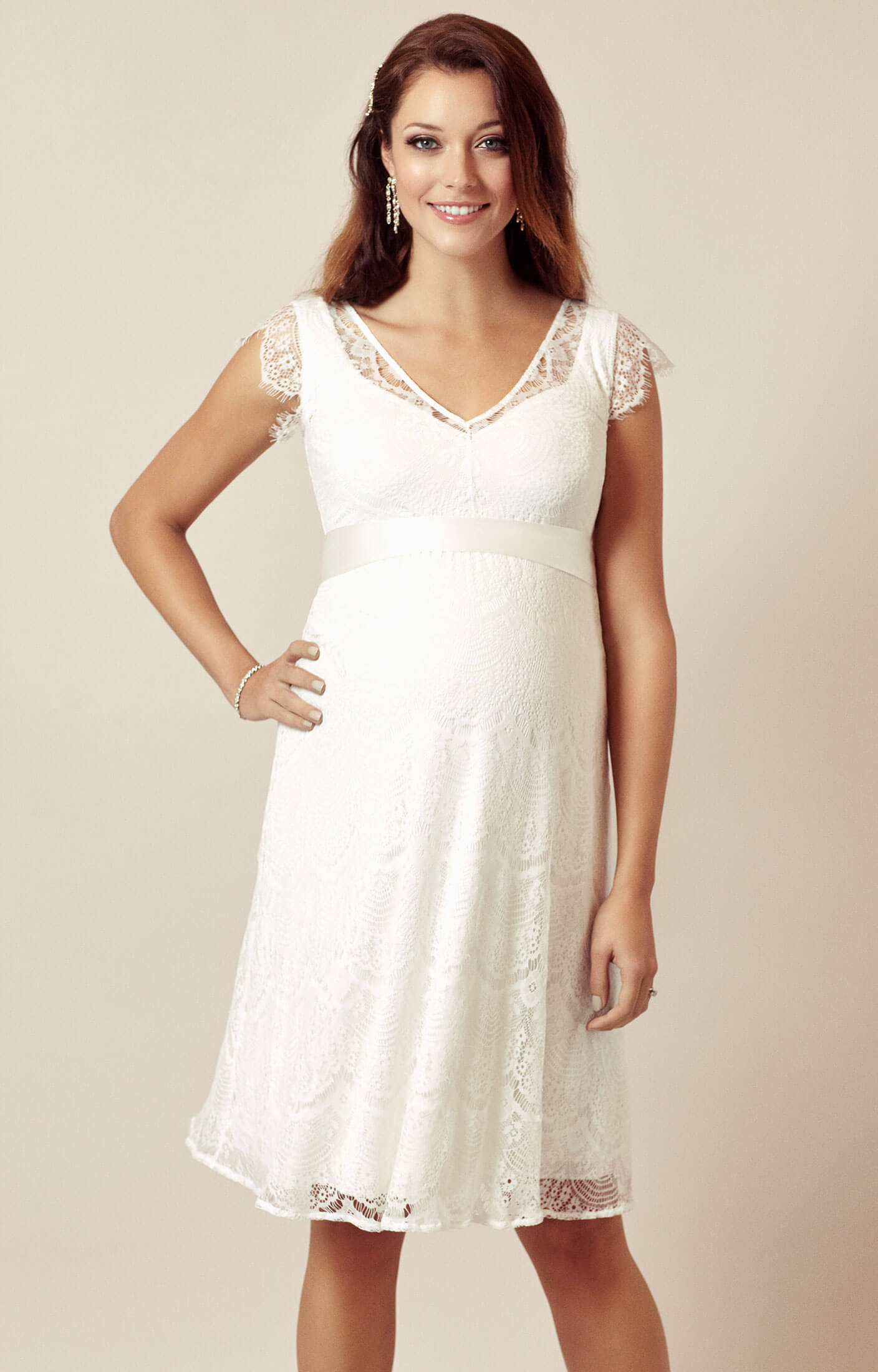 white maternity wedding dress