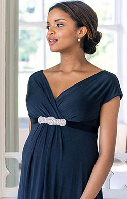 Maternity event best sale dresses