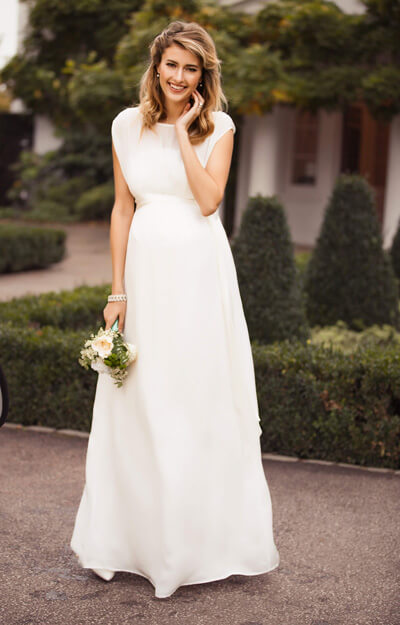 Langes Brautkleid Maya in Ivory / Elfenbein by Tiffany Rose