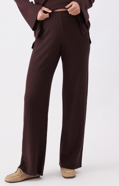 Dallas Rib Knit Pant (Cocoa) by Tiffany Rose