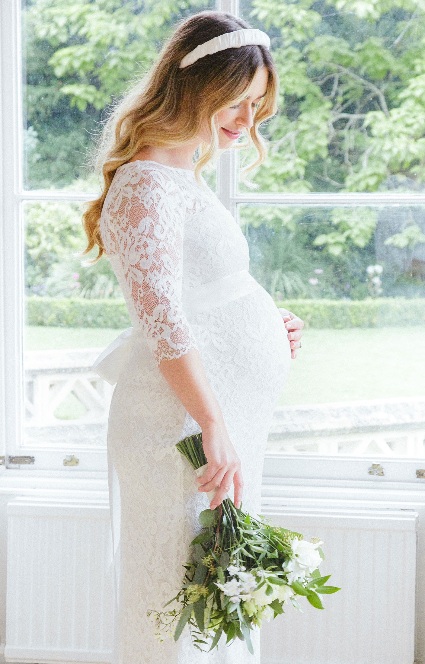 Bella Maxi Maternity Dress (White) - Maternity Wedding Dresses, Evening  Wear and Party Clothes by Tiffany Rose CA