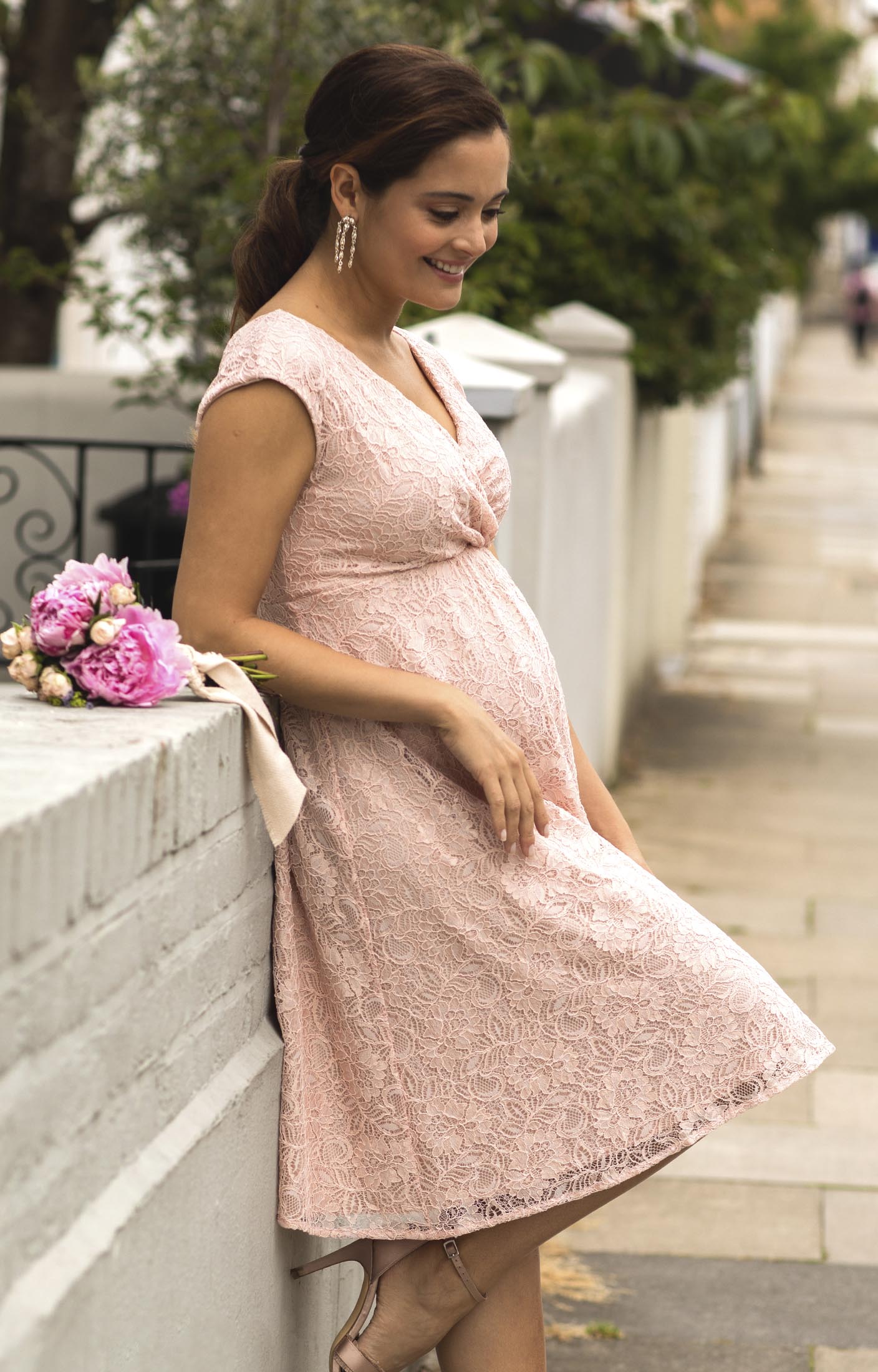 Nicola Lace Maternity Dress in Pearl ...